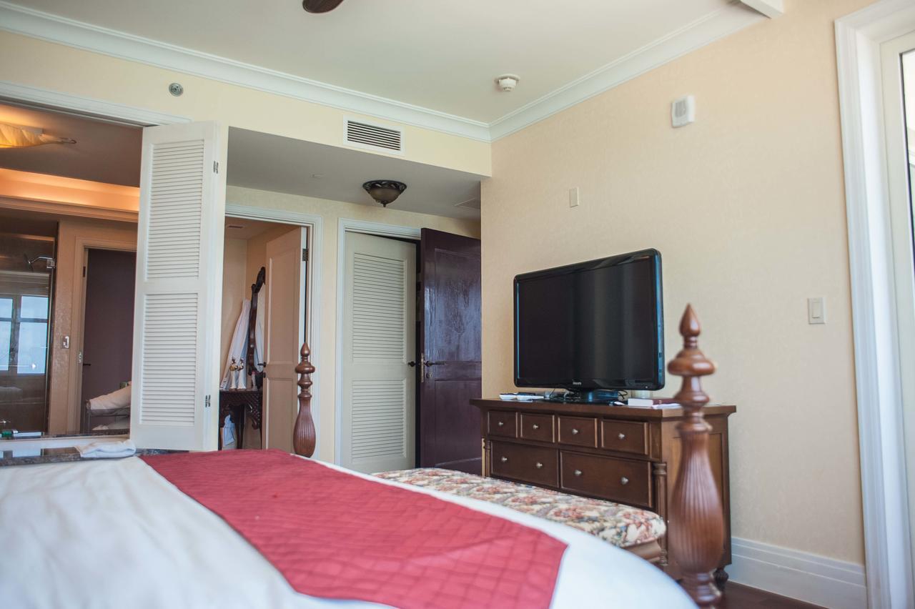 מונטגו ביי Palmyra Luxury Beach Condos מראה חיצוני תמונה