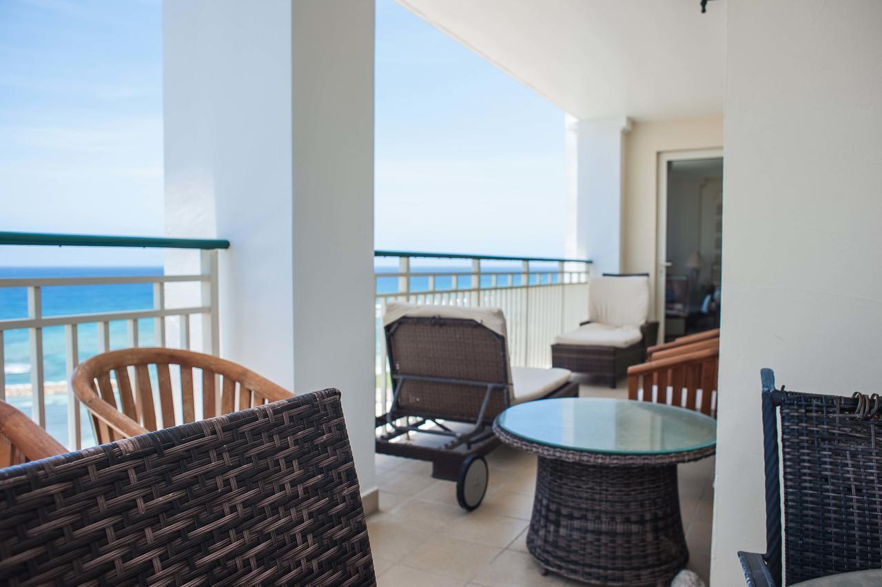 מונטגו ביי Palmyra Luxury Beach Condos מראה חיצוני תמונה